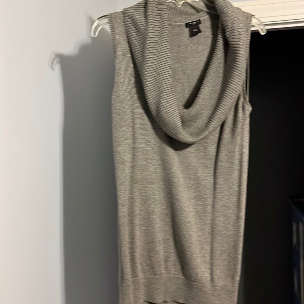 Woman’s sleeveless sweater